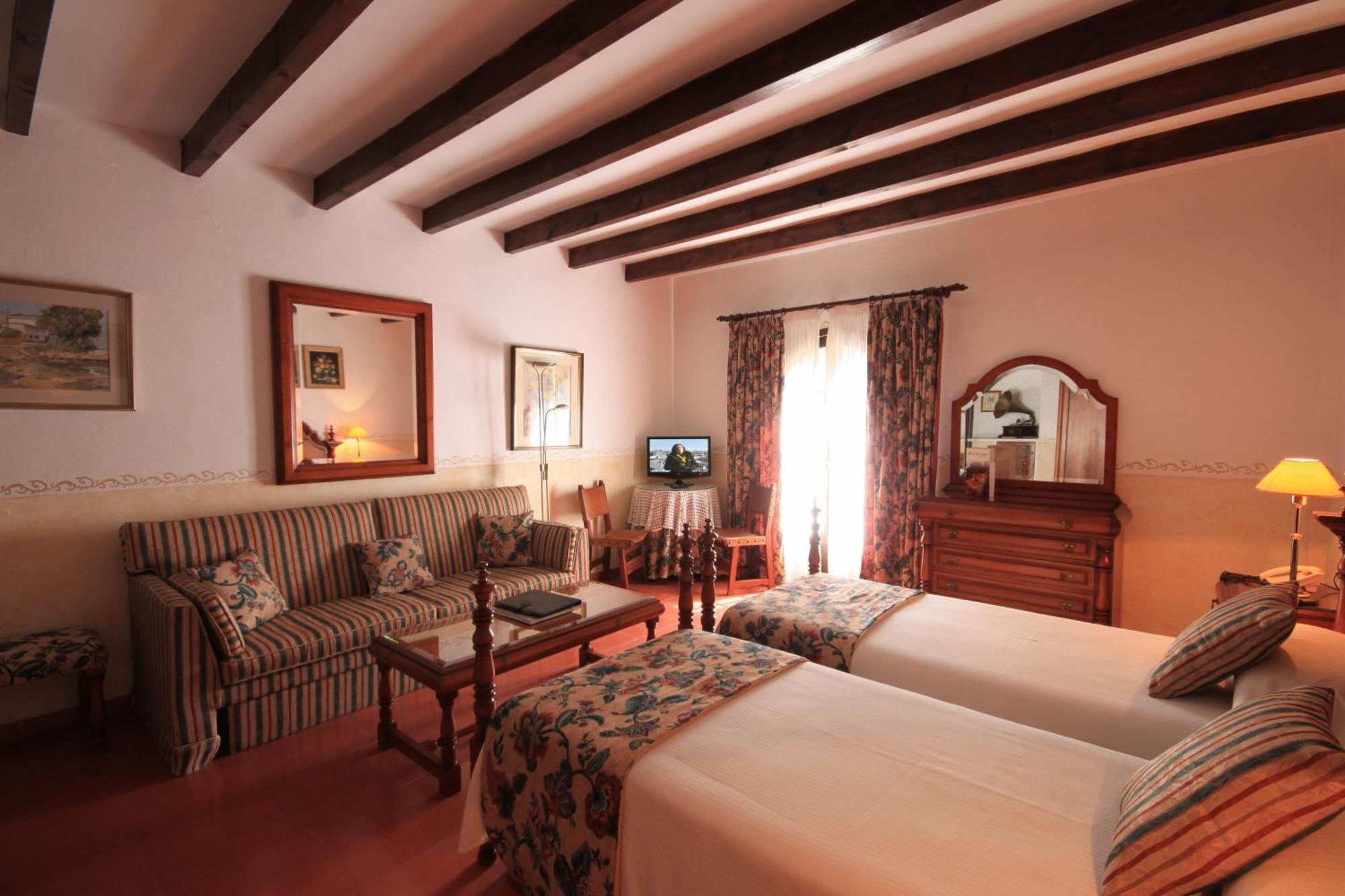 Petit Hotel Ses Rotges - Only Adults Cala Ratjada  Exterior foto