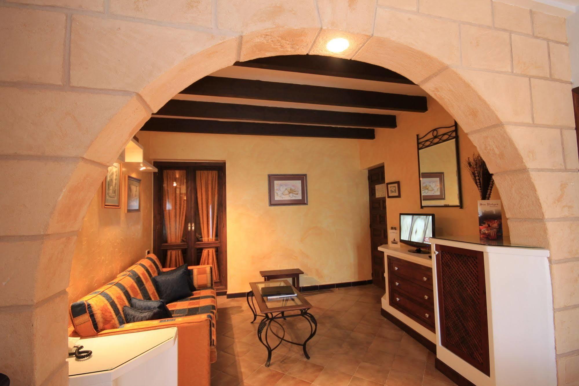 Petit Hotel Ses Rotges - Only Adults Cala Ratjada  Exterior foto