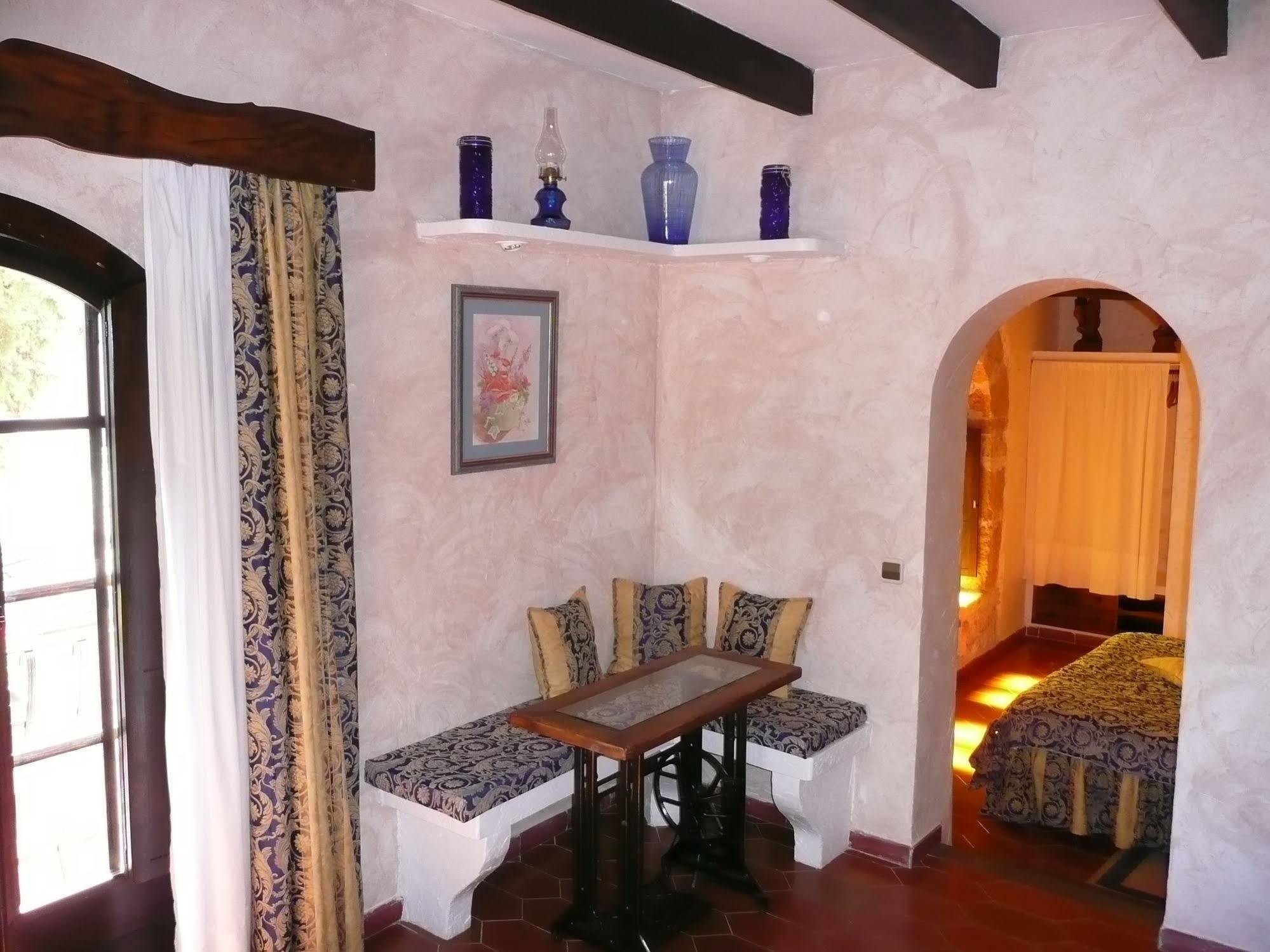 Petit Hotel Ses Rotges - Only Adults Cala Ratjada  Exterior foto